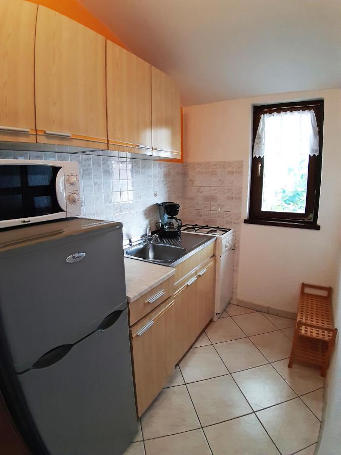 Apartments Zrinka 793 Poreč Eksteriør billede